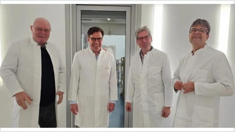 Dr. Wellens besucht die Diakonie MG Dr. Wellens besucht die Diakonie MG